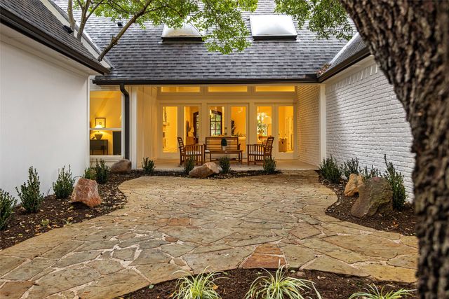 17115 Club Hill Drive, Dallas, TX 75248