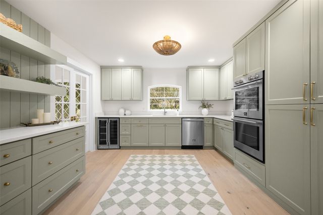 17115 Club Hill Drive, Dallas, TX 75248