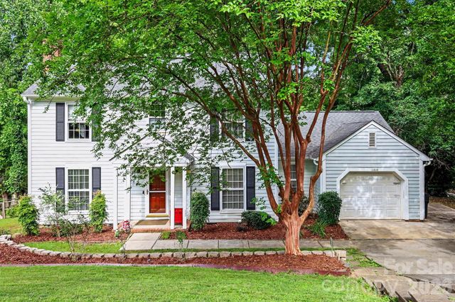 11808 Tall Oak Place, Charlotte, NC 28226