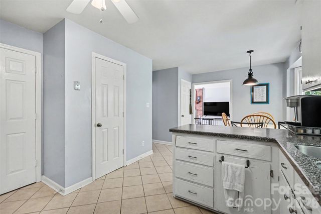 11808 Tall Oak Place, Charlotte, NC 28226