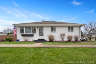 617 E Berkshire Avenue, Lombard, IL 60148