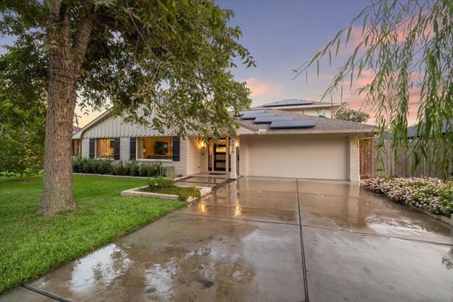 9015 Theysen Drive, Houston, TX 77080