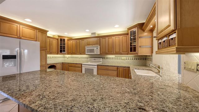 7603 ALHAMBRA DRIVE, Bradenton, FL 34209