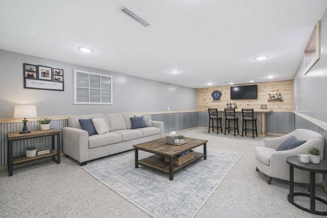 300 E 8th Street, Starbuck, MN 56381