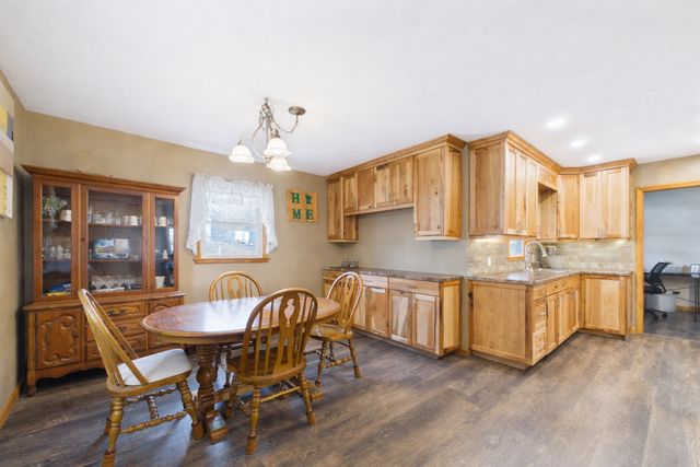 300 E 8th Street, Starbuck, MN 56381