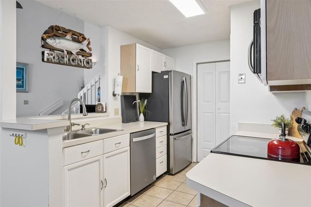 4268 SUN VILLAGE COURT 320, New Smyrna Beach, FL 32169