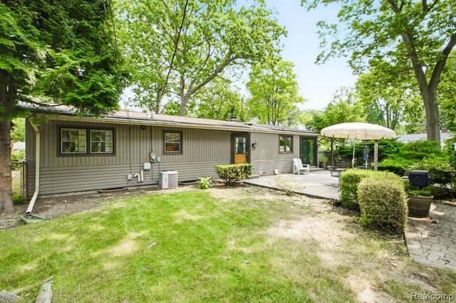 3209 Mount Vernon Road, Port Huron, MI 48060
