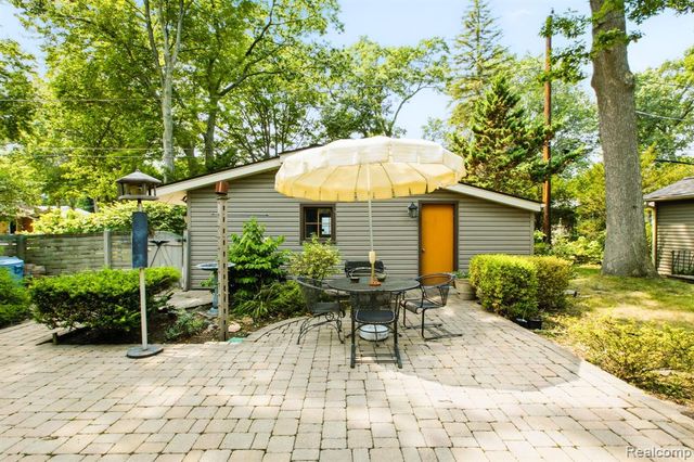 3209 Mount Vernon Road, Port Huron, MI 48060