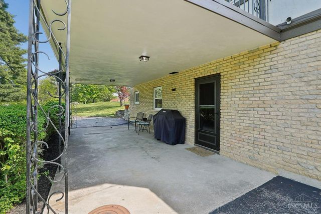 1005 Robin Hill Drive, New Richmond, OH 45157