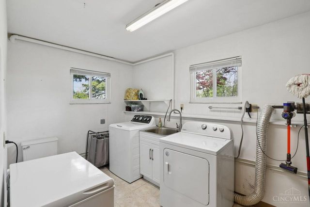 1005 Robin Hill Drive, New Richmond, OH 45157