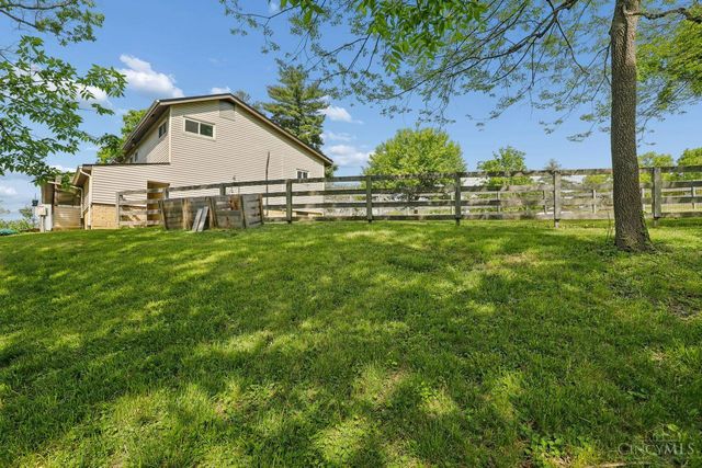1005 Robin Hill Drive, New Richmond, OH 45157
