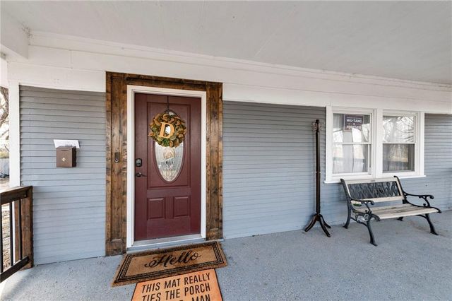 1932 Praun Lane, Kansas City, KS 66102