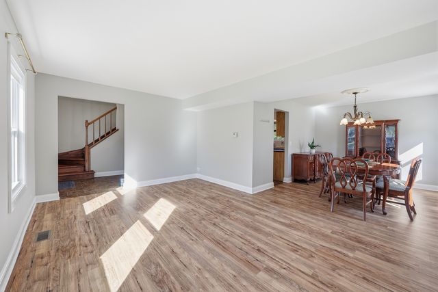 1050 APPLEWOOD Lane, Algonquin, IL 60102