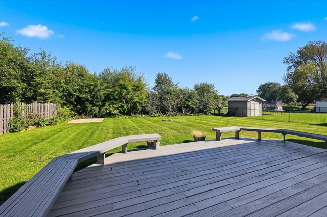 1050 APPLEWOOD Lane, Algonquin, IL 60102