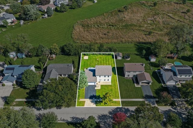 1050 APPLEWOOD Lane, Algonquin, IL 60102