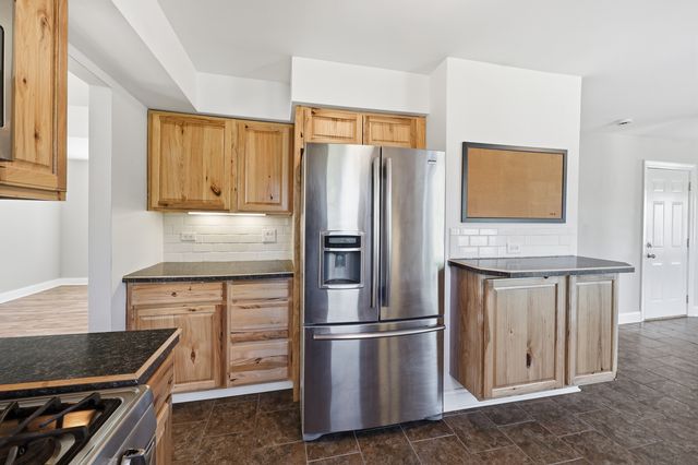1050 APPLEWOOD Lane, Algonquin, IL 60102