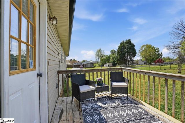 237 Upland View Drive, Boiling Springs, SC 29316