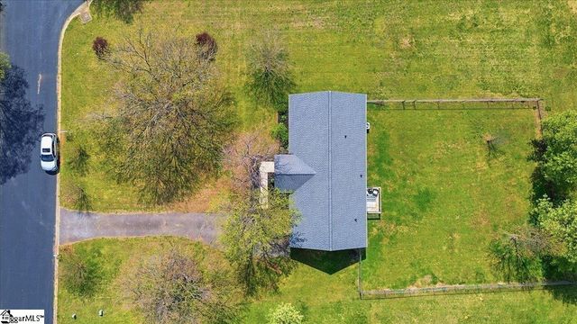 237 Upland View Drive, Boiling Springs, SC 29316