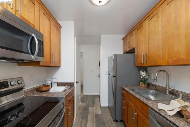 5310 Ridgeview Cir 2, El Sobrante, CA 94803