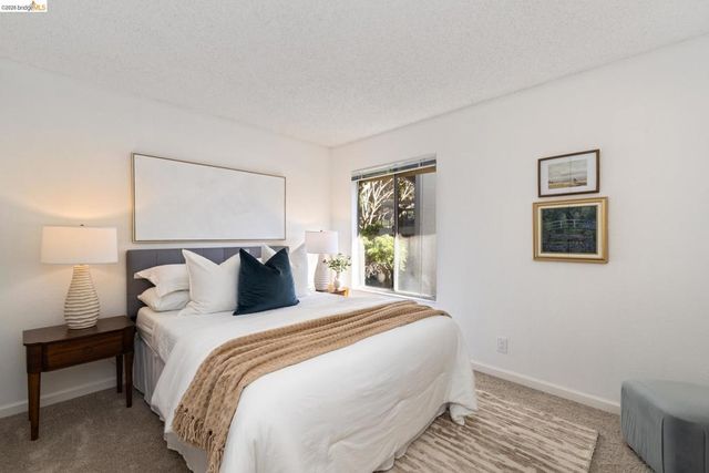 5310 Ridgeview Cir 2, El Sobrante, CA 94803