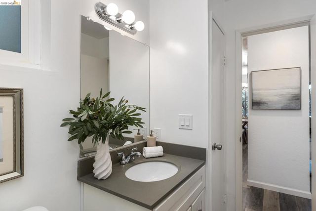 5310 Ridgeview Cir 2, El Sobrante, CA 94803