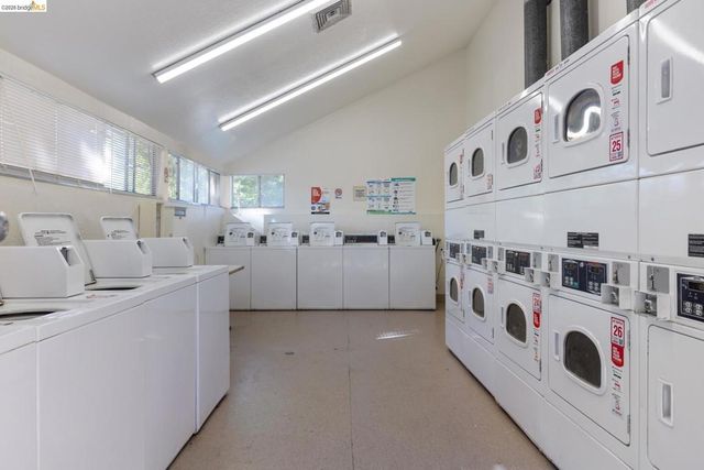 5310 Ridgeview Cir 2, El Sobrante, CA 94803