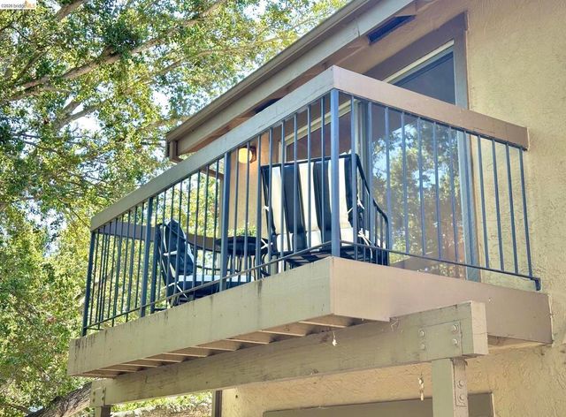 5310 Ridgeview Cir 2, El Sobrante, CA 94803