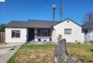 9931 Hesket Rd, Oakland, CA 94603