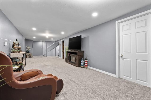 1516 Mitscher Avenue, Eau Claire, WI 54701