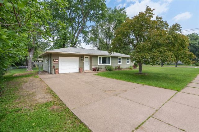 1516 Mitscher Avenue, Eau Claire, WI 54701