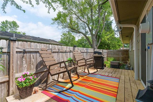 1516 Mitscher Avenue, Eau Claire, WI 54701