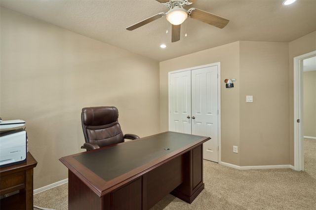 18 Glade Bank Place, The Woodlands, TX 77382