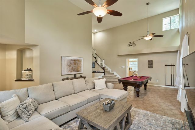 18 Glade Bank Place, The Woodlands, TX 77382