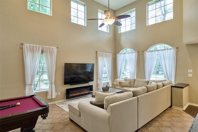 18 Glade Bank Place, The Woodlands, TX 77382