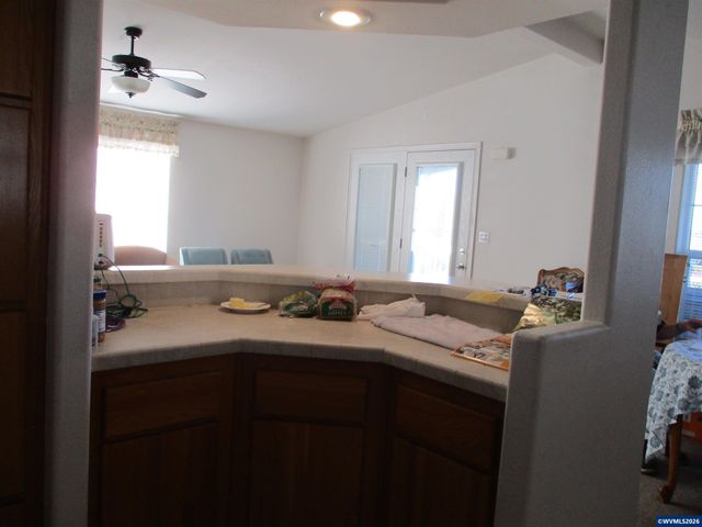 4314 Hazelgreen Rd NE 4314, Salem, OR 97305