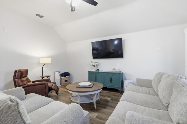 6509 Maple Drive, The Colony, TX 75056