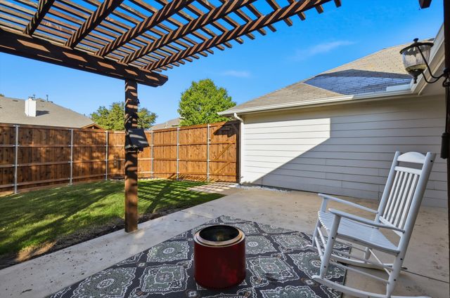 6509 Maple Drive, The Colony, TX 75056