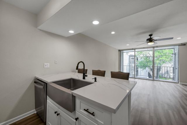 12500 Melville Drive 227C, Montgomery, TX 77356