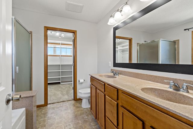 1788 Switchgrass Court, Shakopee, MN 55379