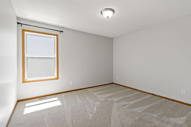 1788 Switchgrass Court, Shakopee, MN 55379
