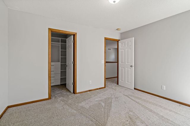 1788 Switchgrass Court, Shakopee, MN 55379