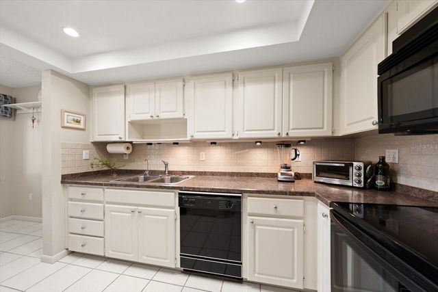 498 LAKEVIEW DRIVE 44, Palm Harbor, FL 34683