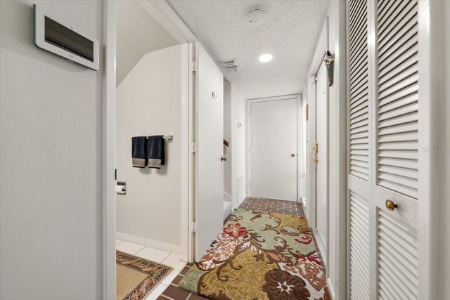 498 LAKEVIEW DRIVE 44, Palm Harbor, FL 34683