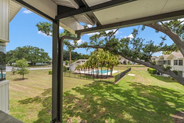 498 LAKEVIEW DRIVE 44, Palm Harbor, FL 34683