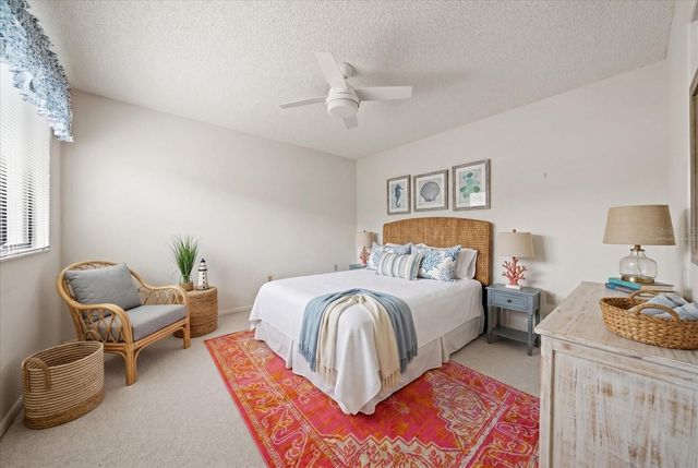 498 LAKEVIEW DRIVE 44, Palm Harbor, FL 34683