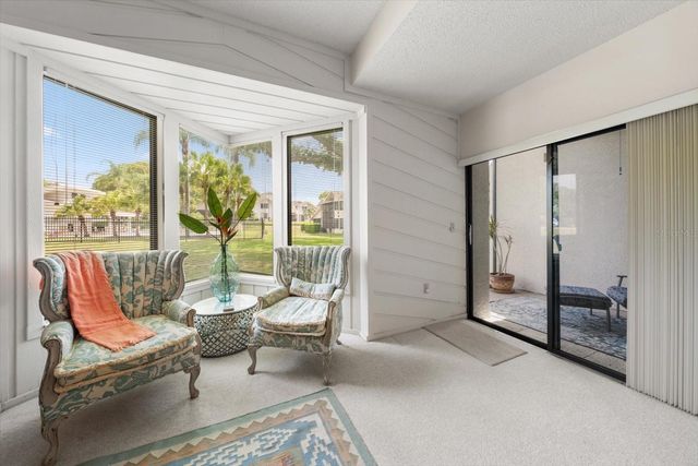 498 LAKEVIEW DRIVE 44, Palm Harbor, FL 34683