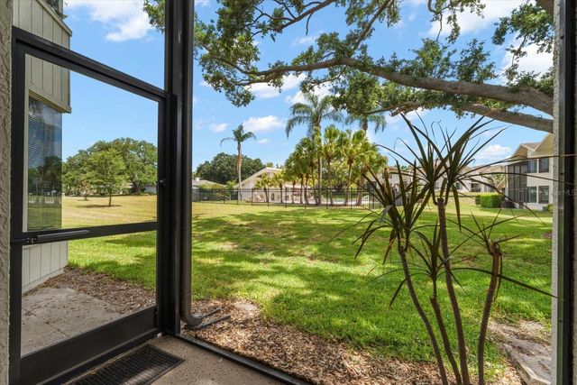 498 LAKEVIEW DRIVE 44, Palm Harbor, FL 34683