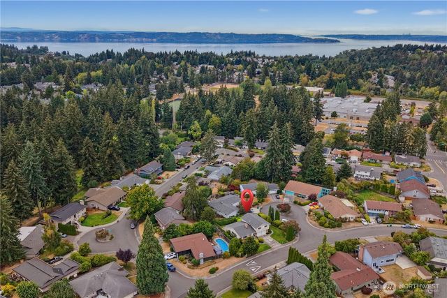 32125 27th Avenue SW, Federal Way, WA 98023
