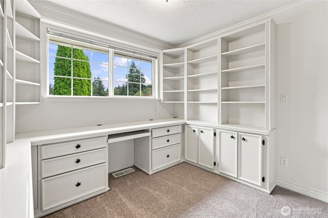 32125 27th Avenue SW, Federal Way, WA 98023