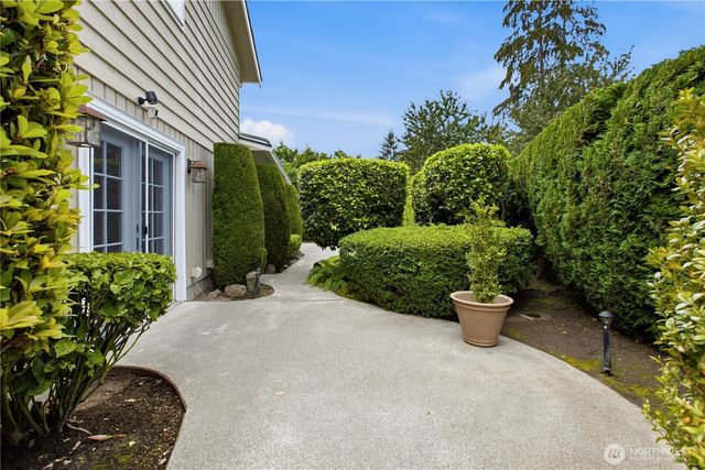 32125 27th Avenue SW, Federal Way, WA 98023